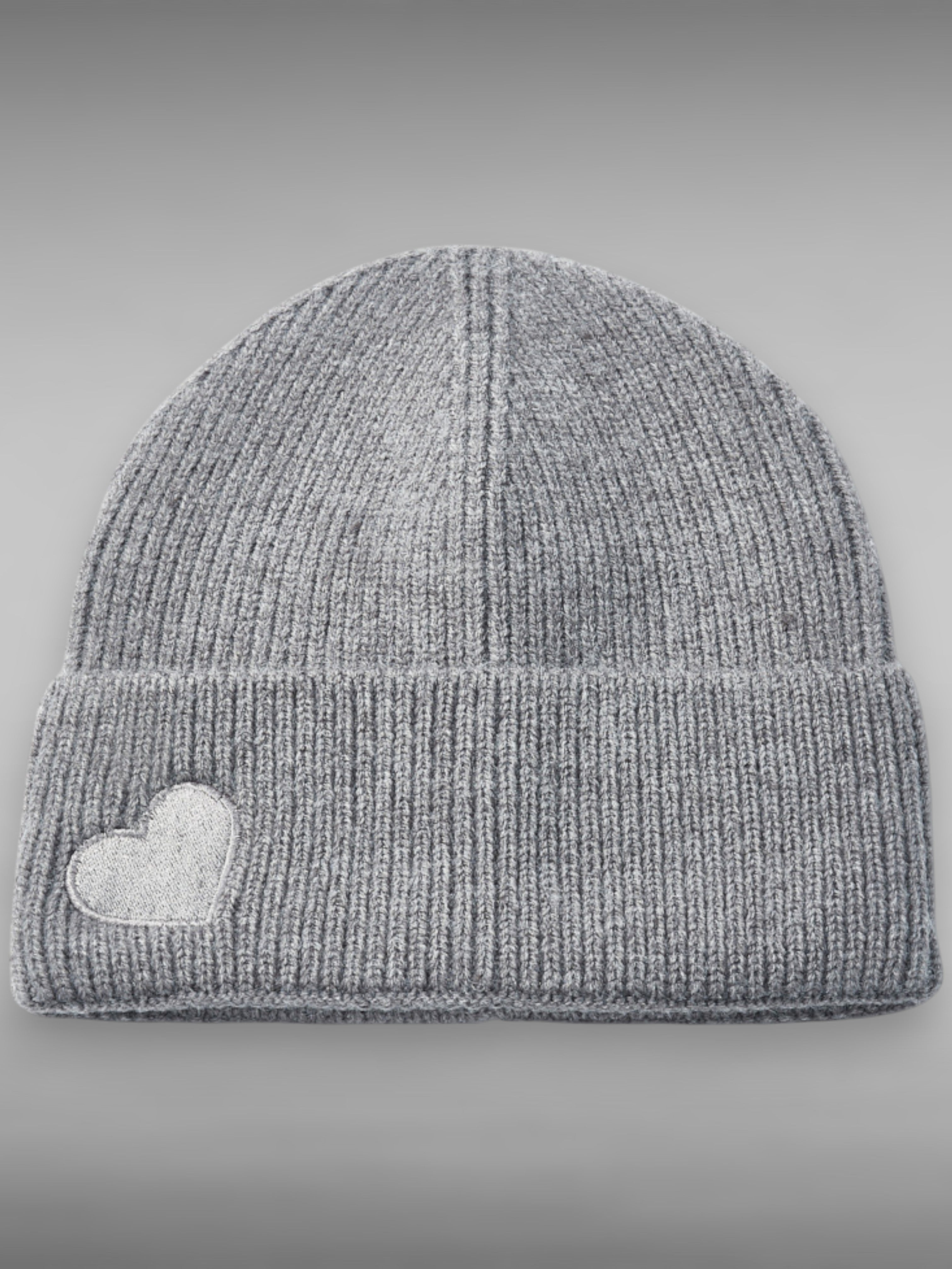 Bonnet Gris à Cœur Brodé